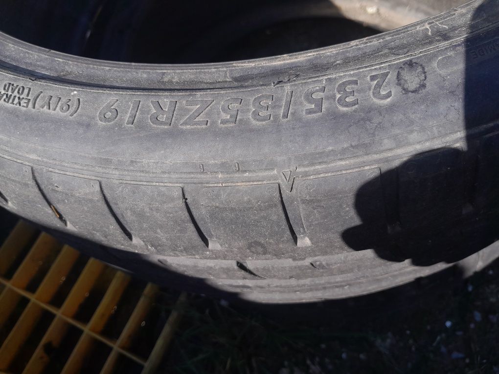 Dunlop 235/35/19