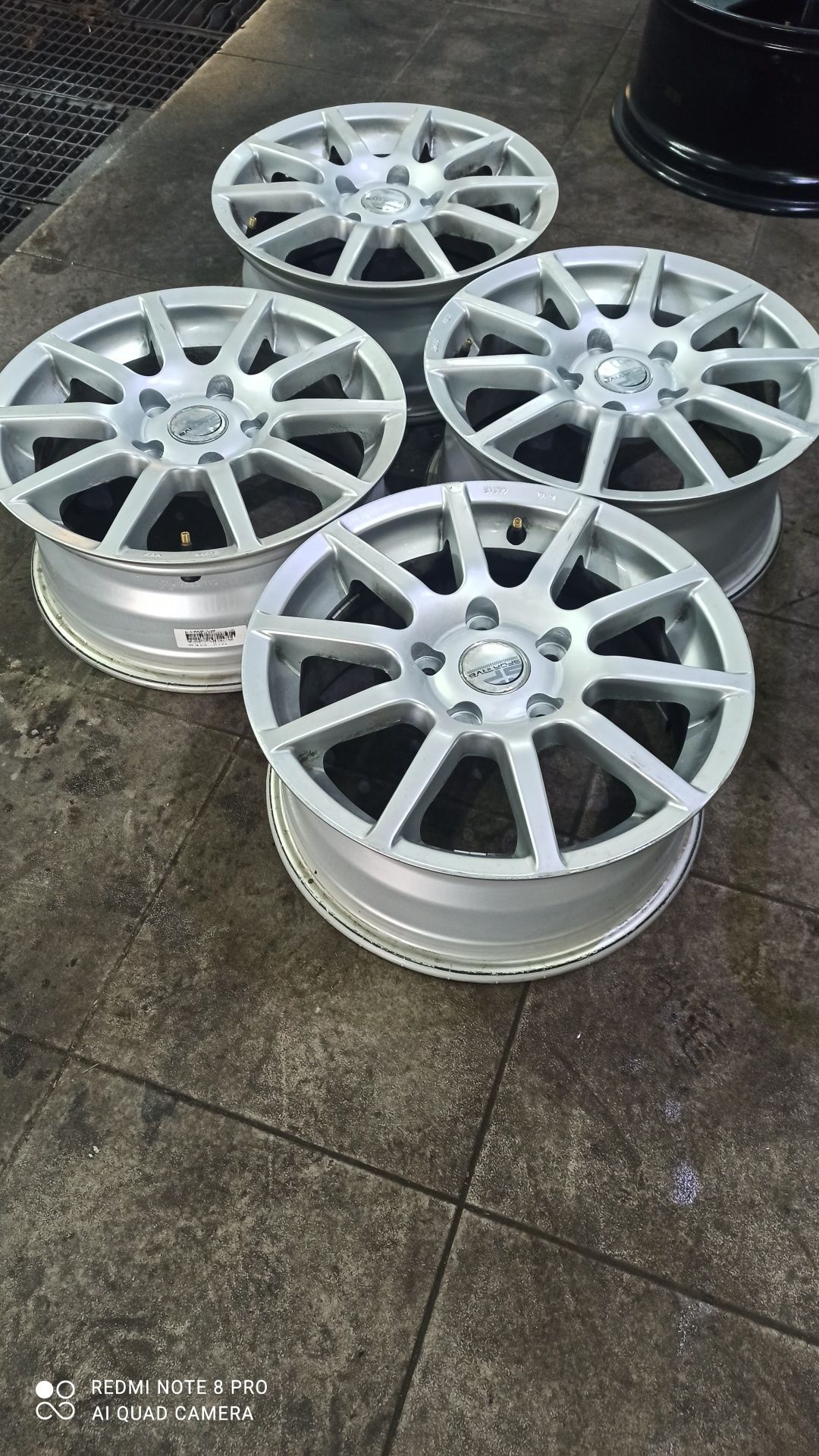 Felgi aluminiowe 5x112x6.5  x15 et 45 VW Golf 7