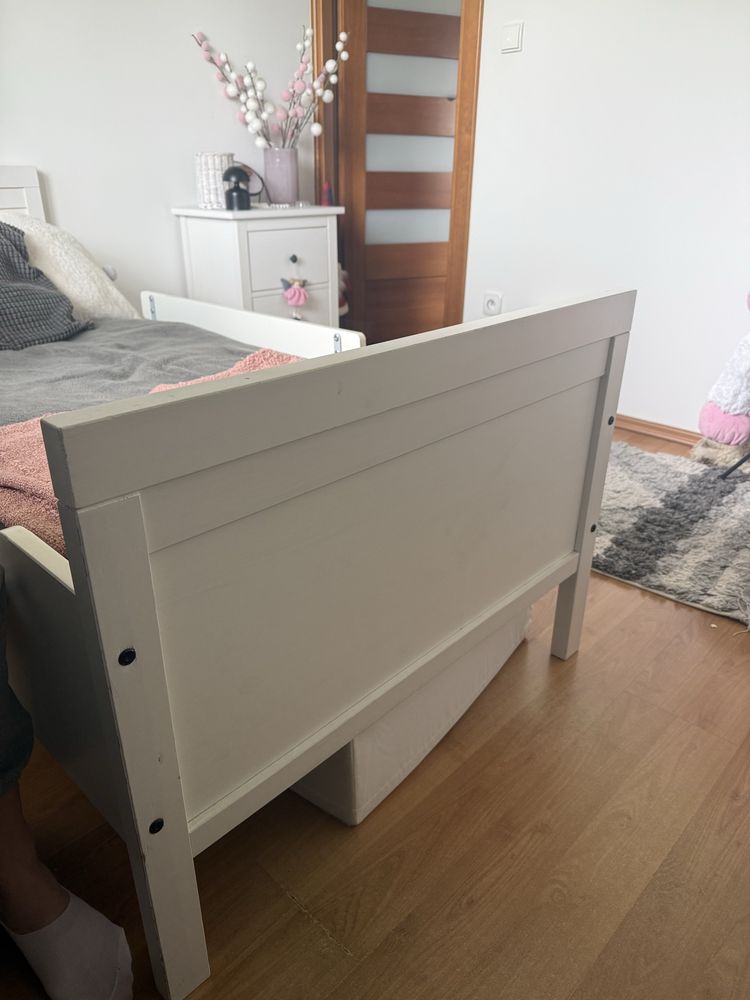 Łóżko Ikea biale Sundvik