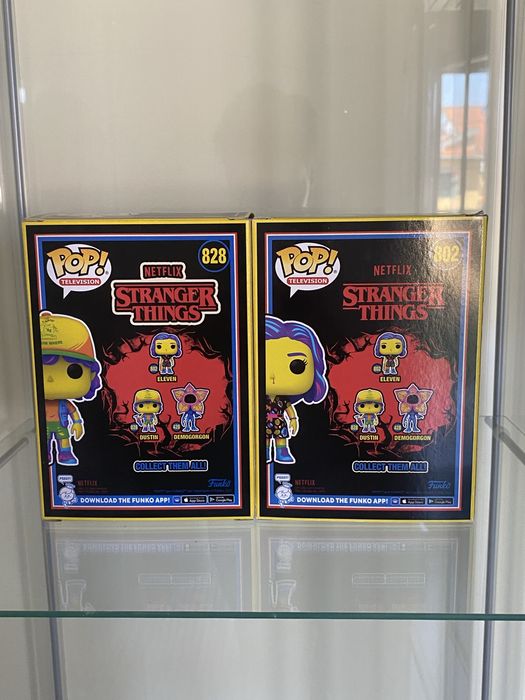 Funko pop stranger things - dustin e eleven black light special