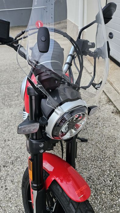 Ducati Scrambler Ícon Red 800cc