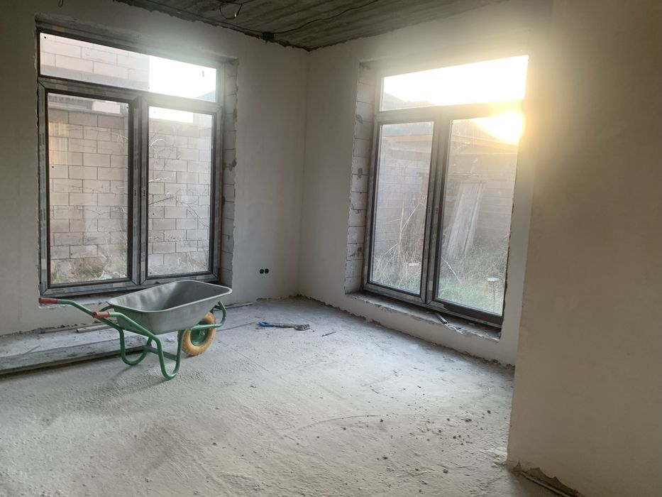 Продам свой 2 х эт дом 220 кв.м. в Дайберг Одесса