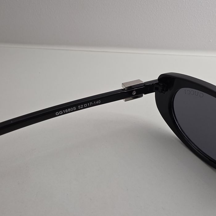 Okulary przeciwsłoneczne Gucci GG1680S Black czarne