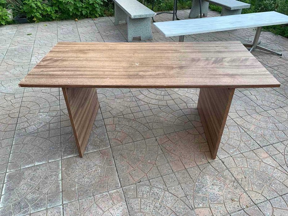 Стол для игры занятий