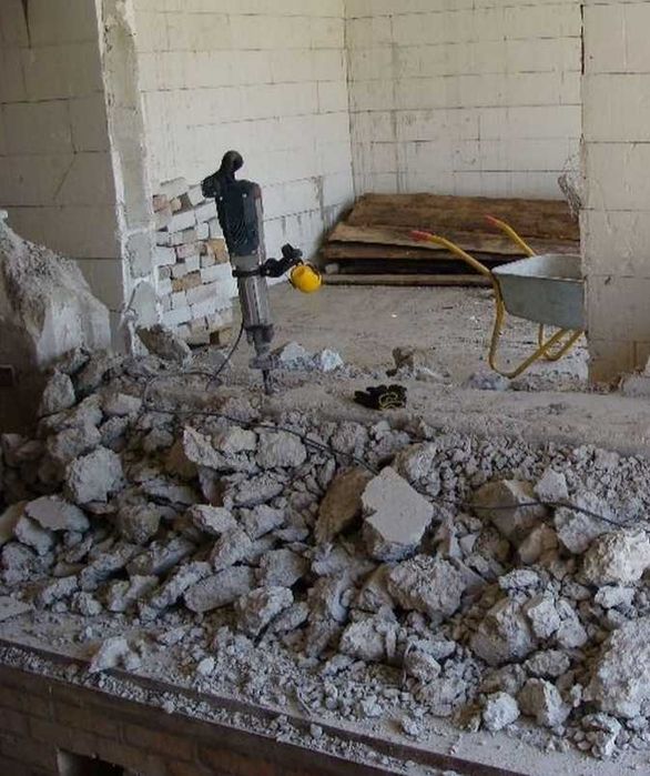 Демонтаж бетону, стяжки, стін , плитки. Вивезення сміття.