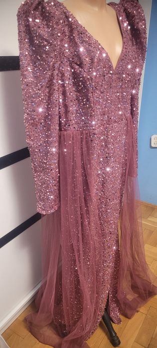 Suknia wieczorowa. Nowa. Polecam.