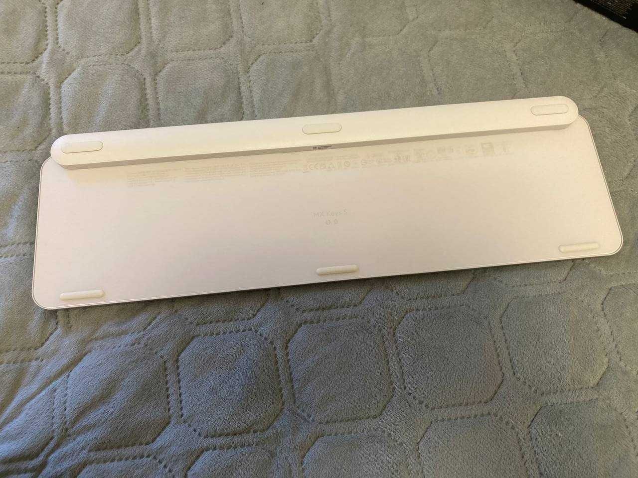 Клавіатура бездротова Logitech MX Keys S Pale Grey UA