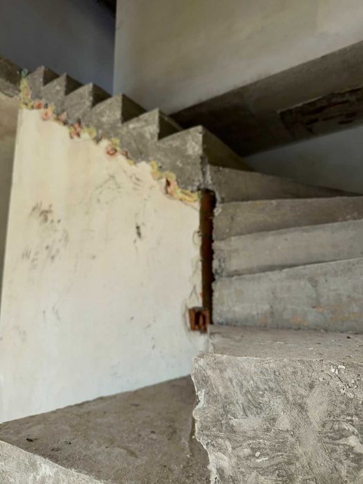 Продаж будинку у Львові