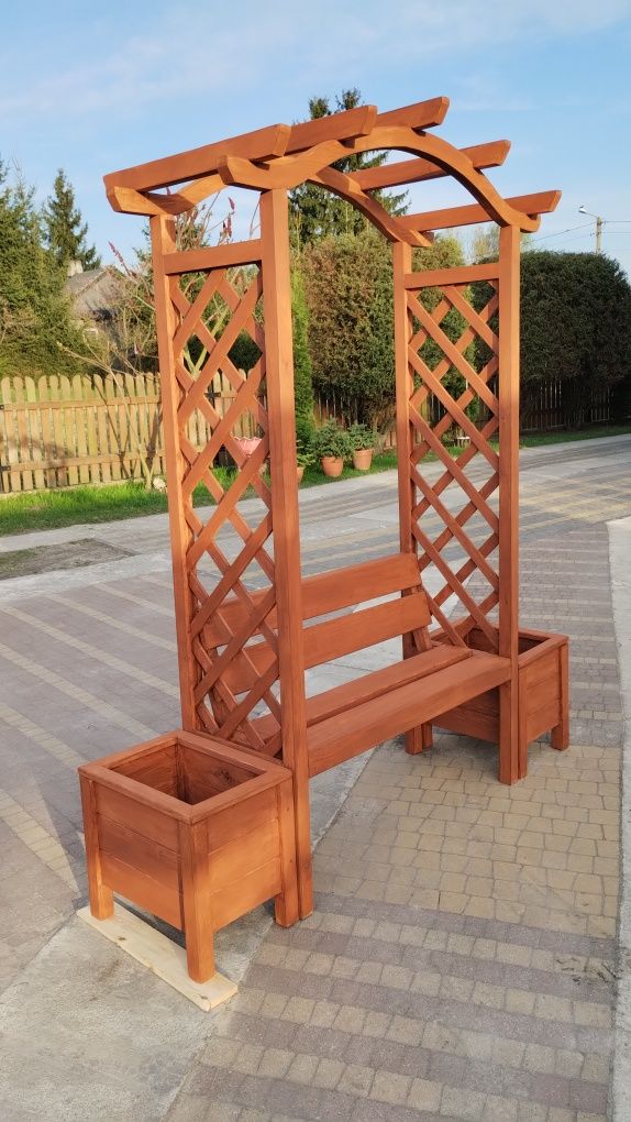 Pergola drewniana łukowa z siedziskiem + donice