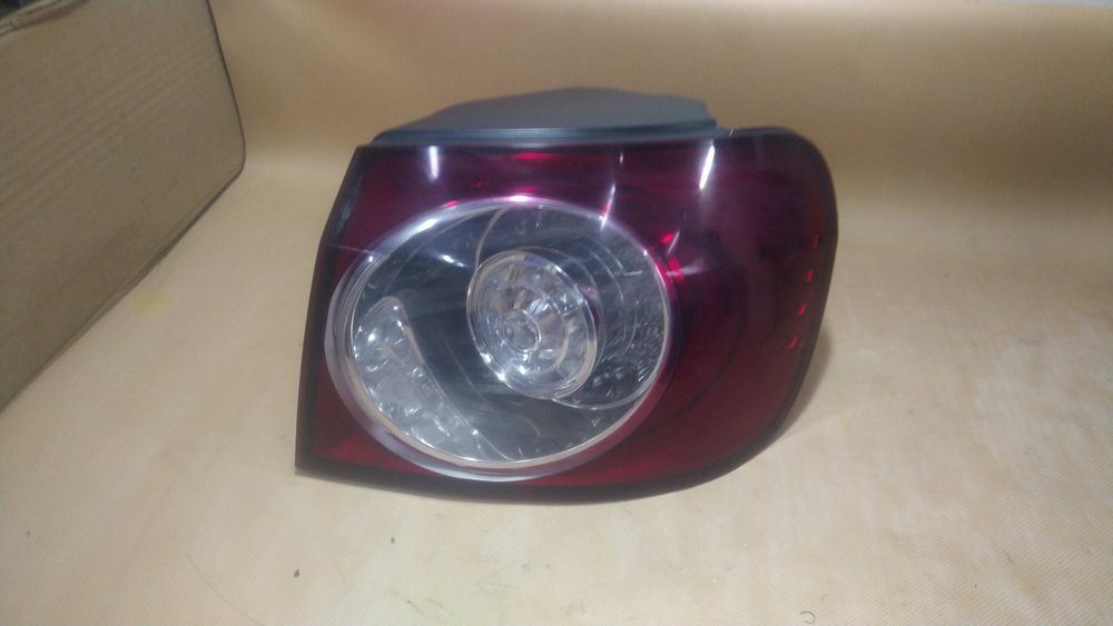 / Golf V Plus lampa prawa tył