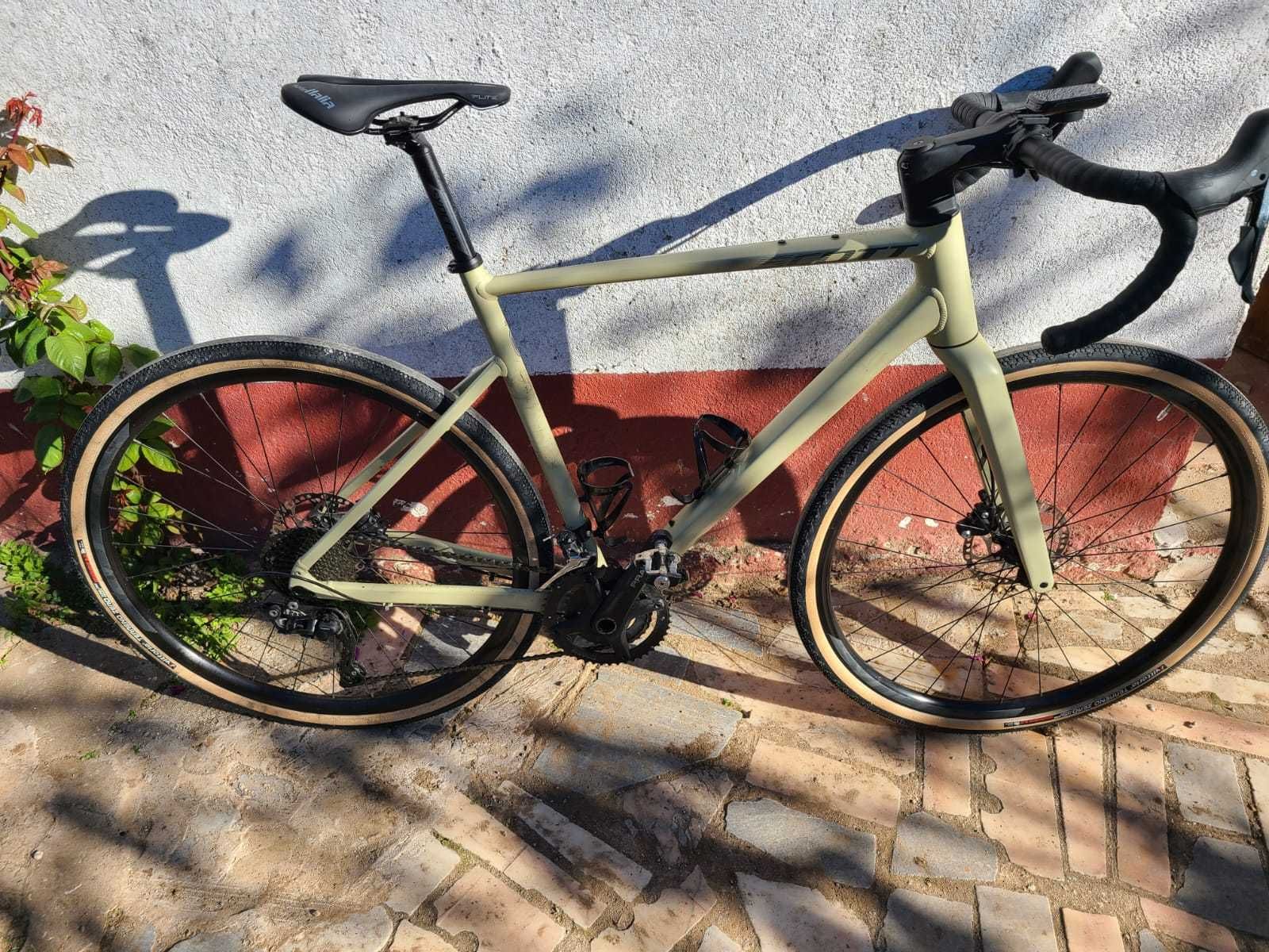 Bicicleta  speedster gravel