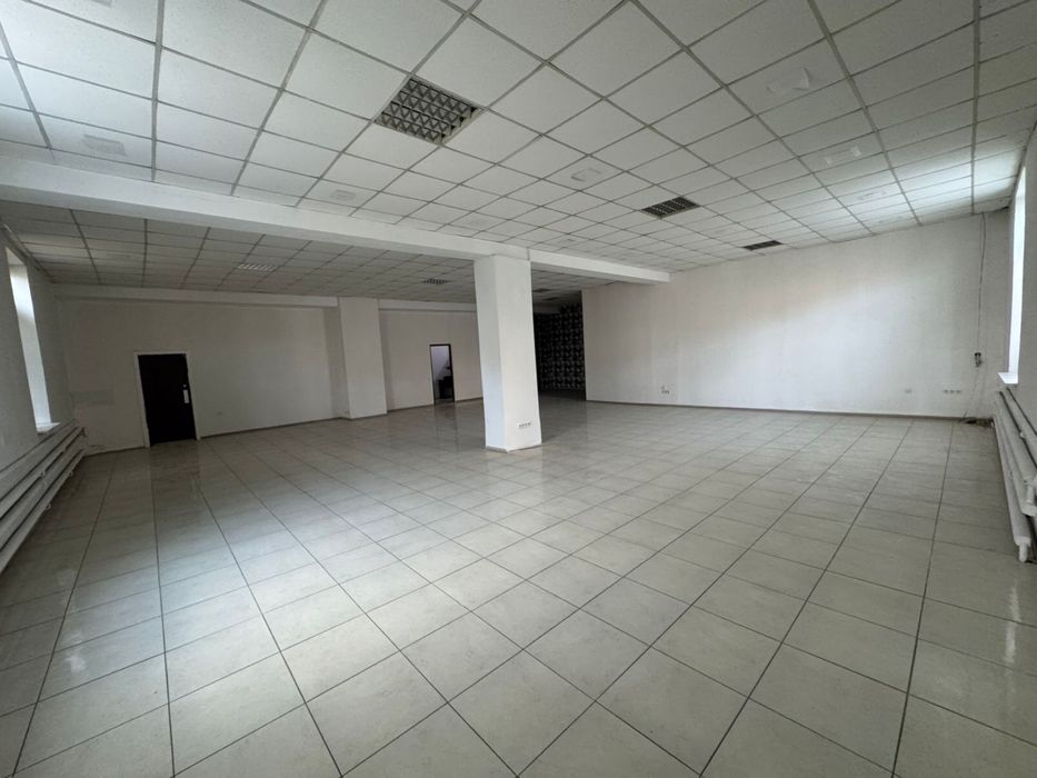 Здам в оренду велике приміщення проспект Науки