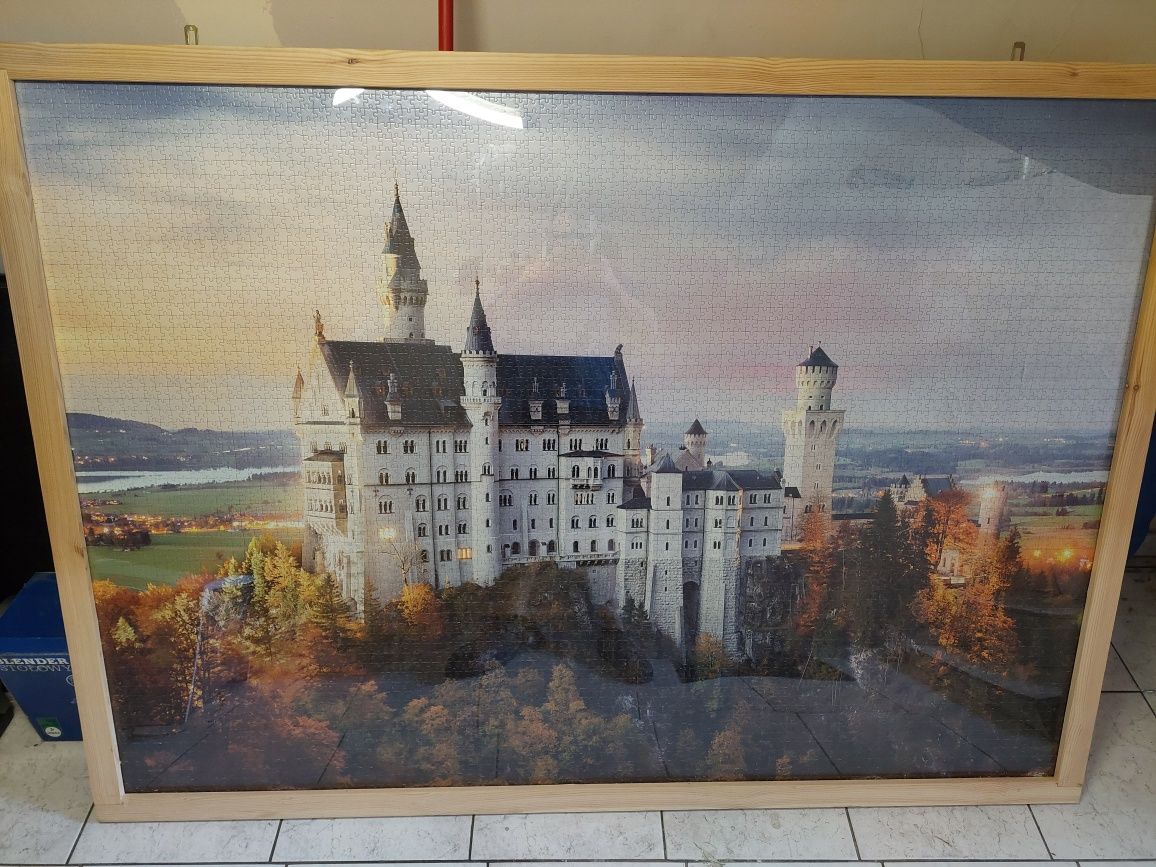 Puzzle ułożone 6000 elementów