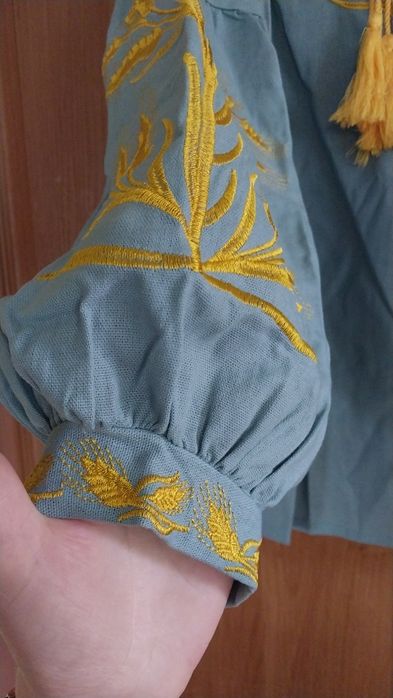 Вишиванка жіноча з рукавами