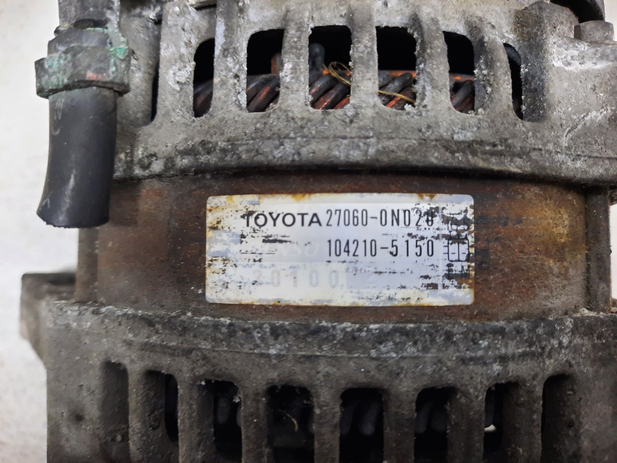 Toyota auris I 1.4 d4d alternator