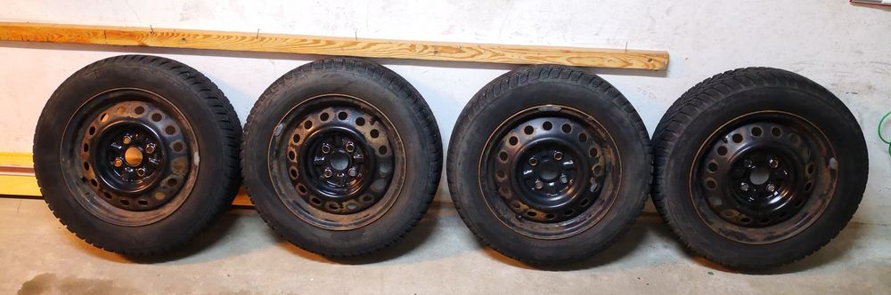 Koła opony zimowe 175/65R14 Toyota Yaris.