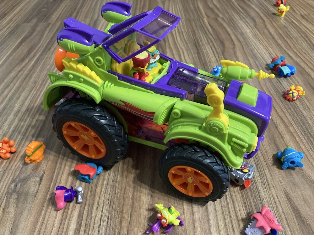Monster Roller Super Zings plus figurki