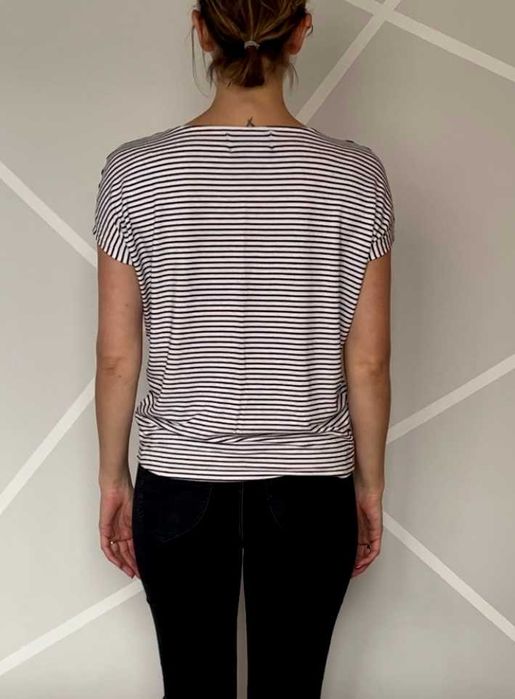 T-shirt by Ewa Minge rozm. M