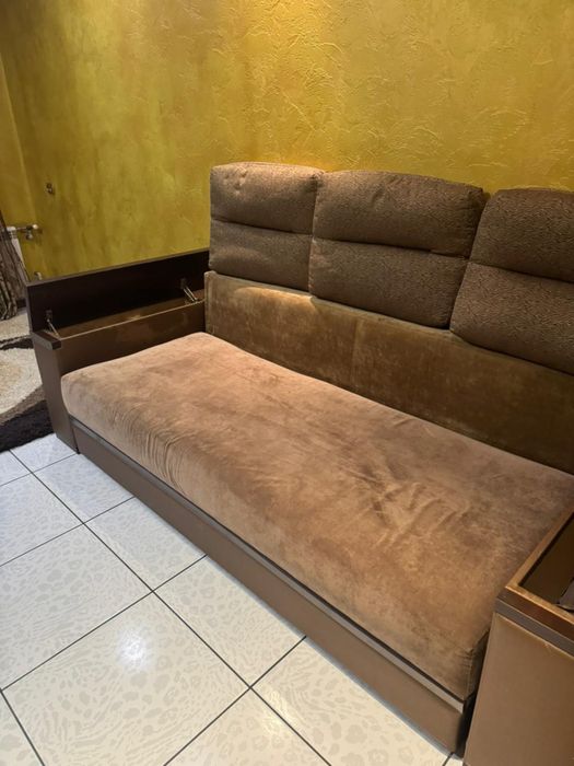 Продам розкладний диван