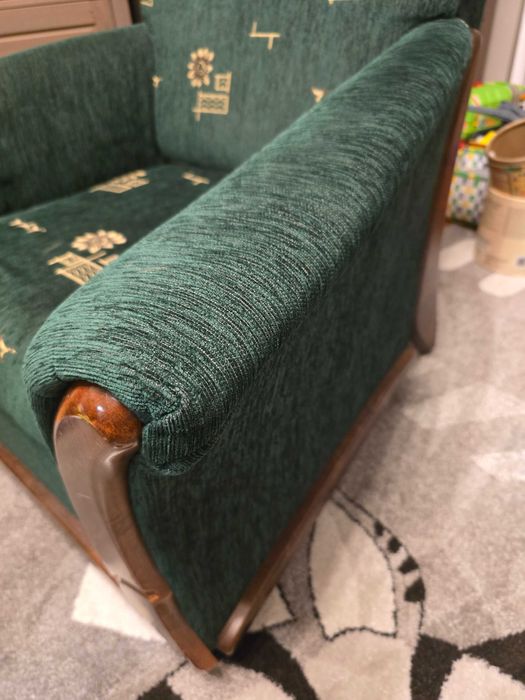 Zestaw wypoczynkowy: Kanapa i dwa fotele