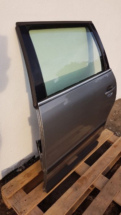 Drzwi Lewe/Lewy Tył VW Passat B5 FL Kombi LD7W