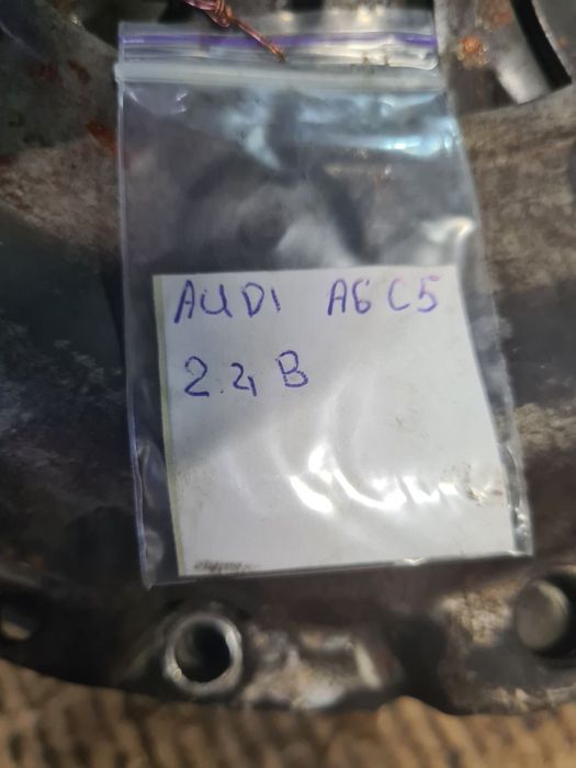 Маховик Зчеплення двохмасовий демпфер Audi A6 C5 2.4 B Ауді А6 Ц5 бенз