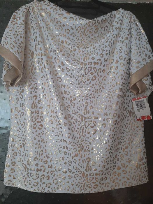 Piękna bluzeczka damska.