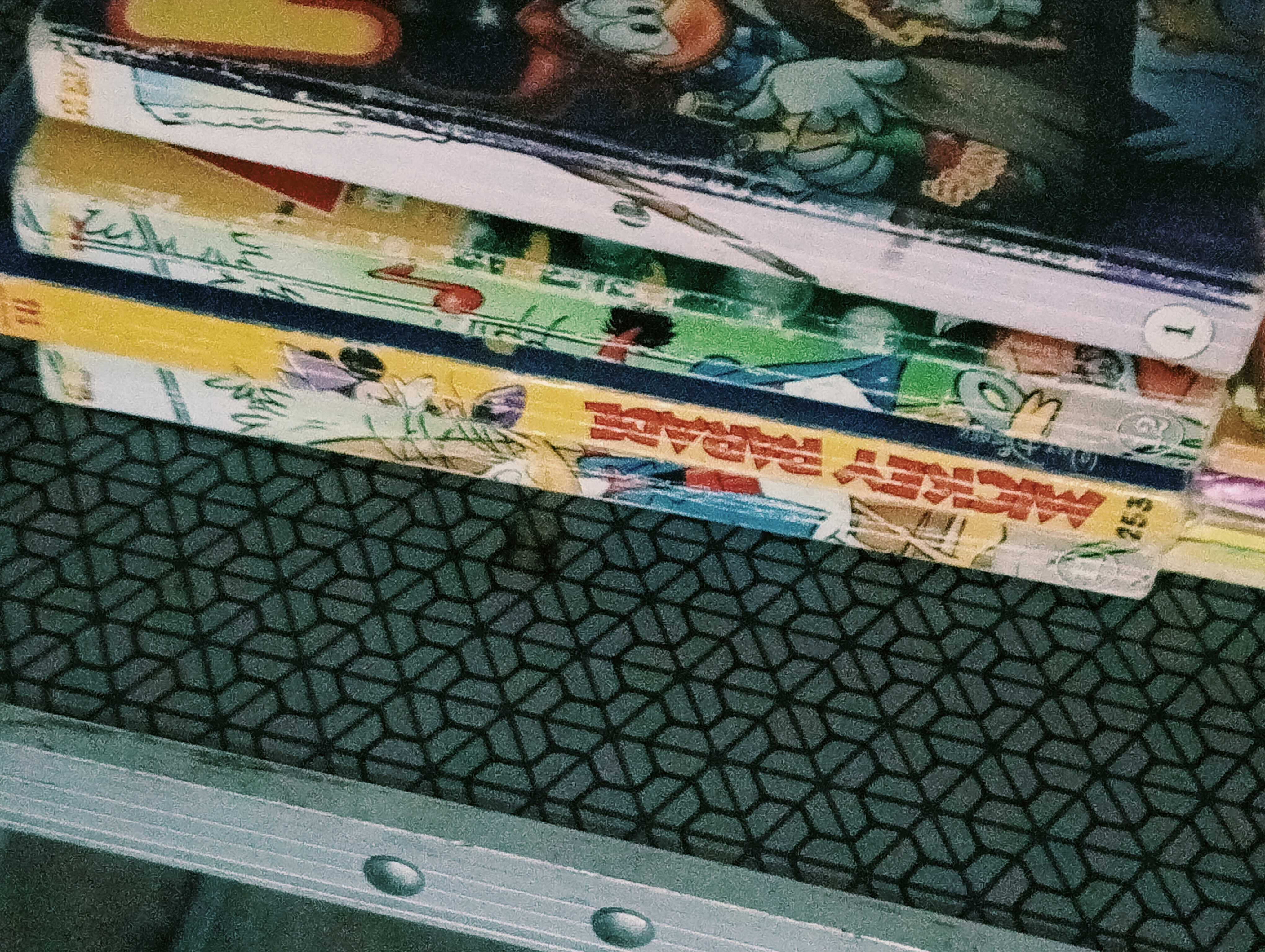 Banda desenhada antiga e menos antiga desde 2 euros cada.