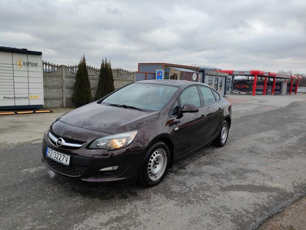 OPEL Astra J Sedan Salon PL