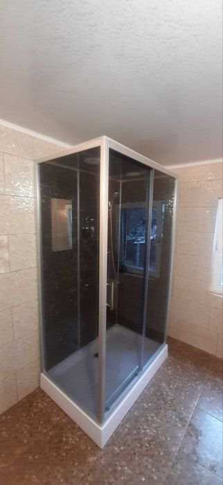 Установка и ремонт душевых кабин и боксов . Сервисное обслуживание.