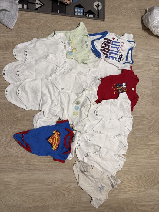 (6) 17szt. body na krotki rekaw r.56