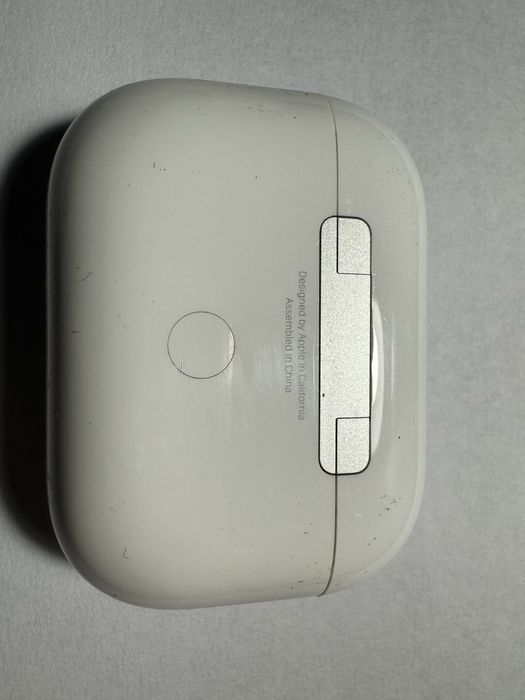 Наушник с кейсом AirPods Pro2 Generation with MagSefe