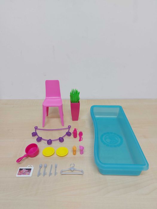 BARBIE przytulny domek dla lalek + akcesoria FXG54  F