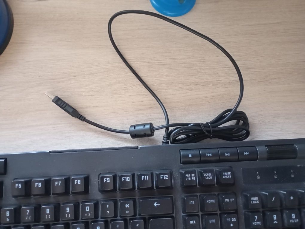 Teclado Gaming RGB