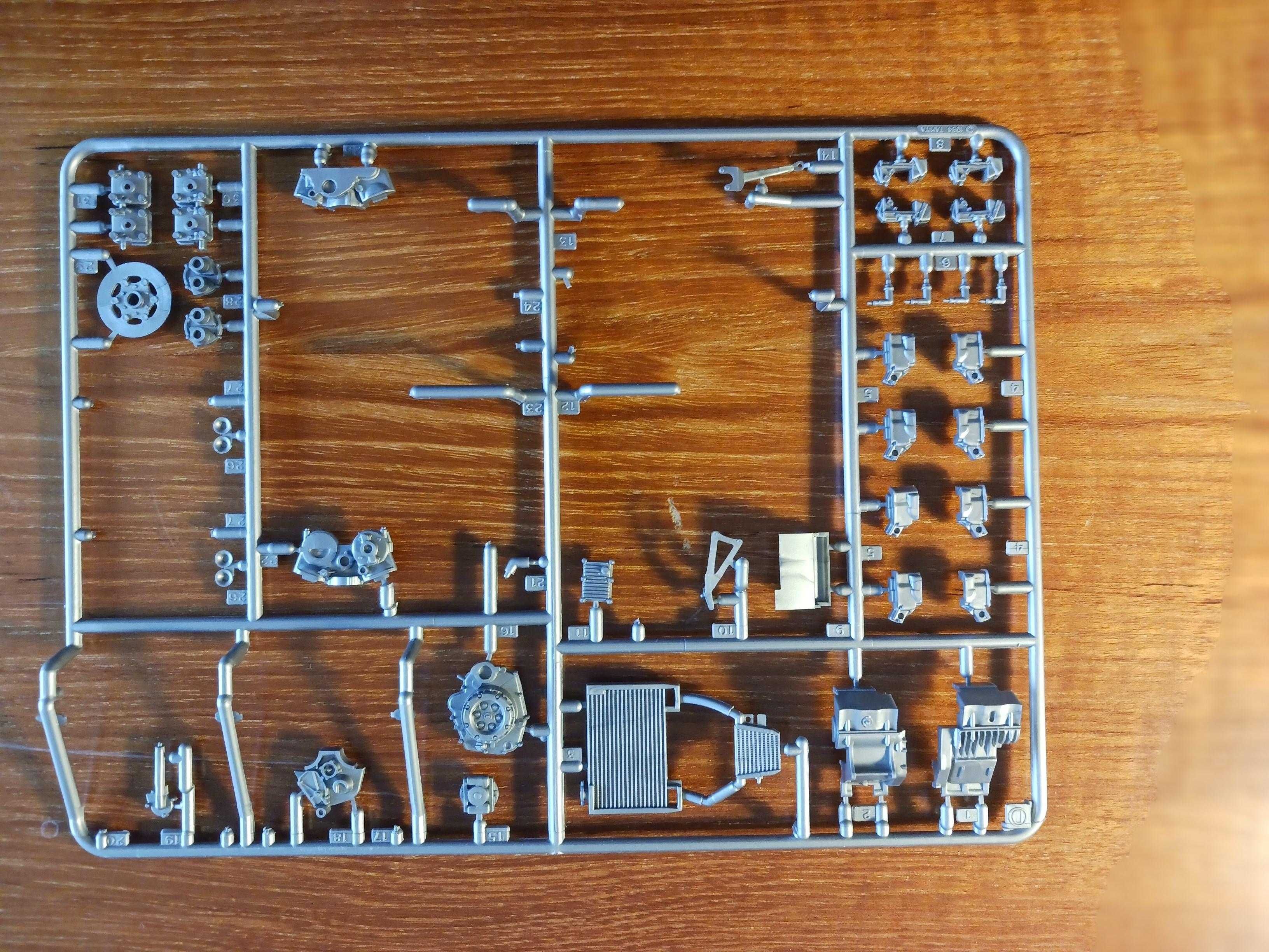 Kit Moto Tamiya Yamaha YZR500 (0W70)