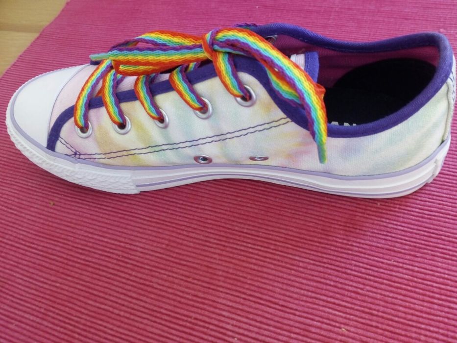BAIXA DE  PREÇO! Vendo All Star personalizados (com o nome Pilar)