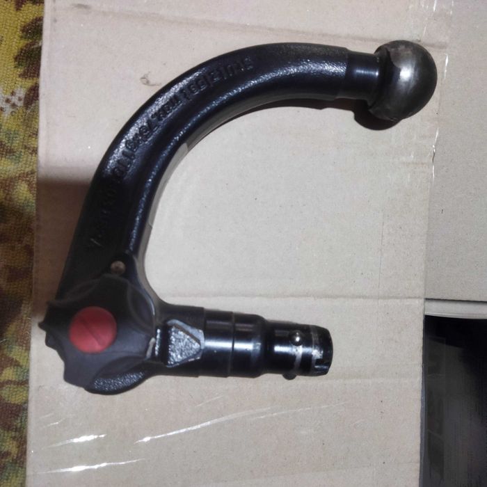 З'ємний фаркоп на volkswagen touran