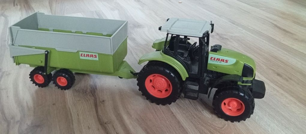 Traktor Claas smyk z pudełkiem
