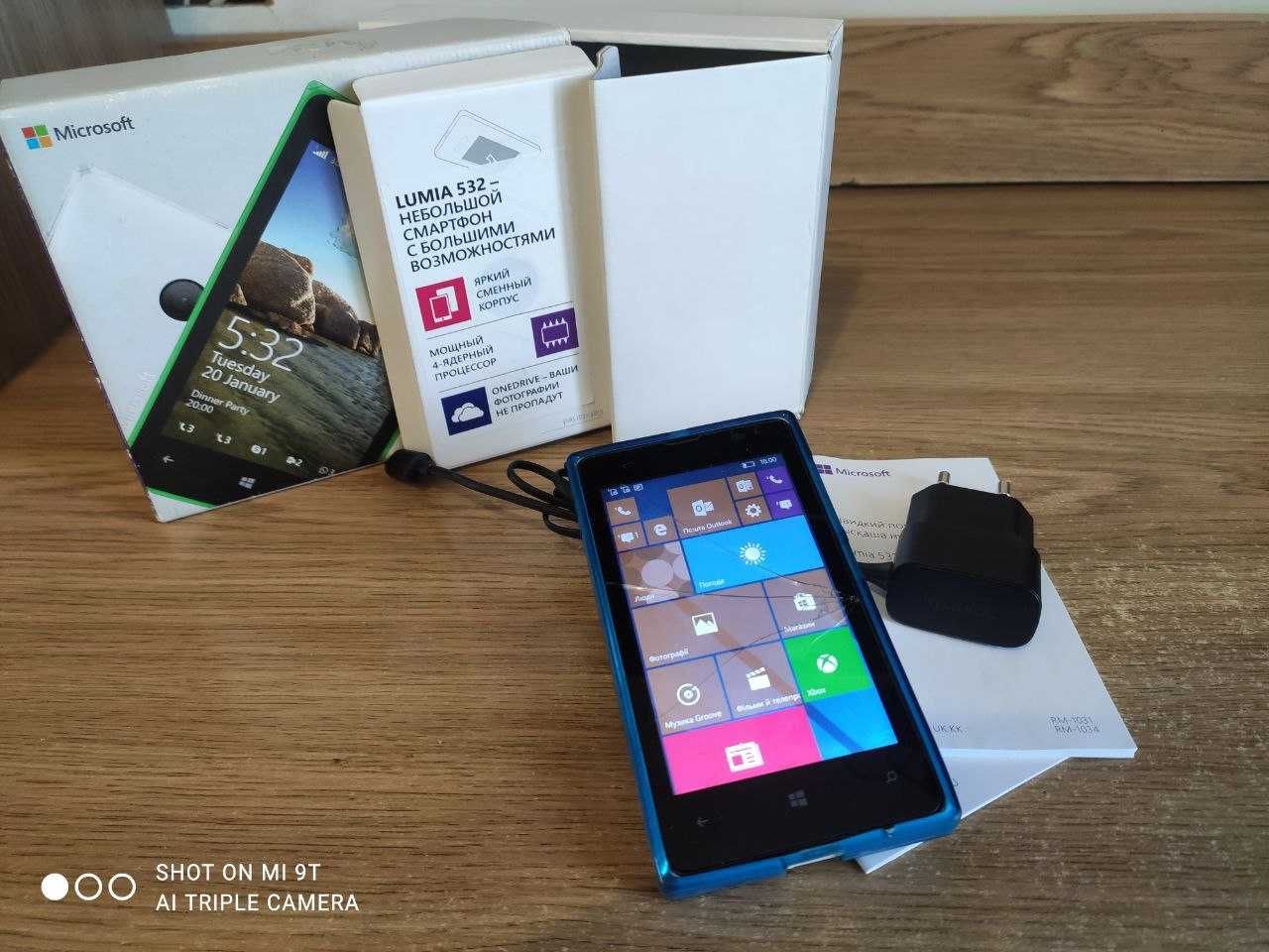 Мобільний телефон Microsoft + Office 365 (Lumia 535)