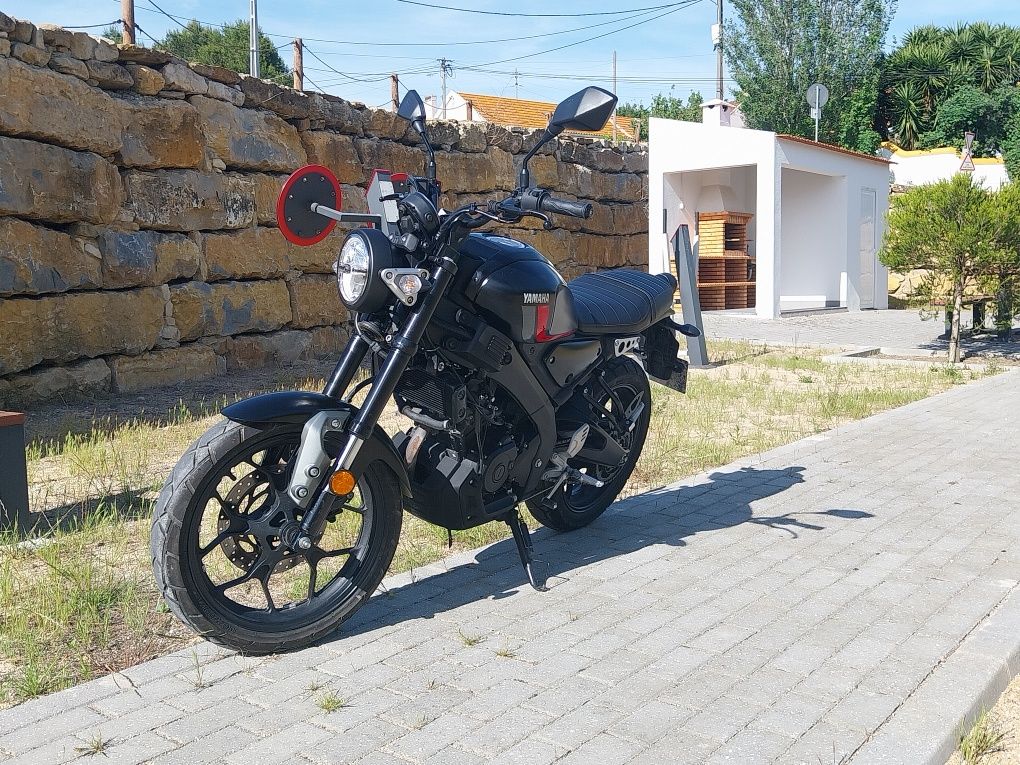 Yamaha xsr 125 de 2022 impecável