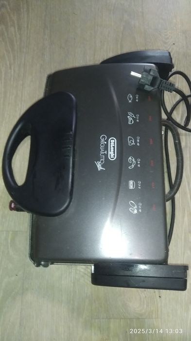 Гриль барбекю De Longi Италия