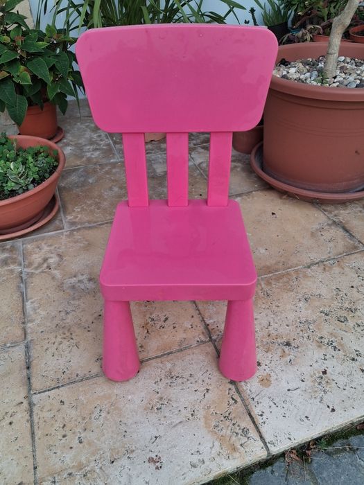 Cadeira Ikea para menina