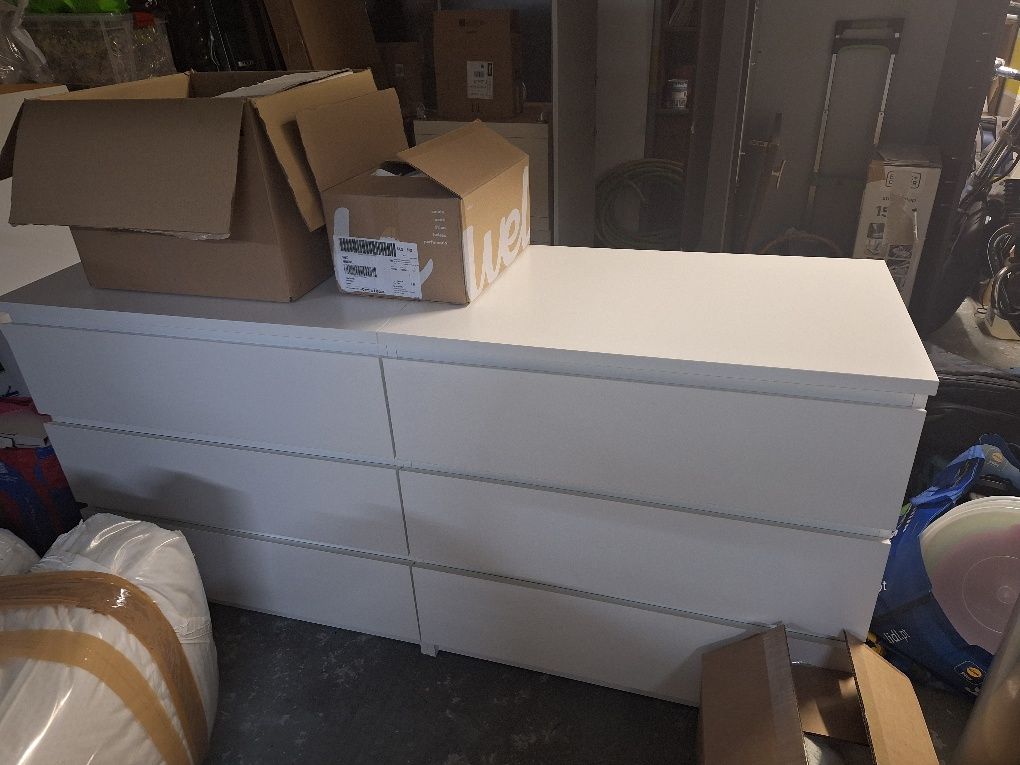 Duas cómodas MALM IKEA + Vidro