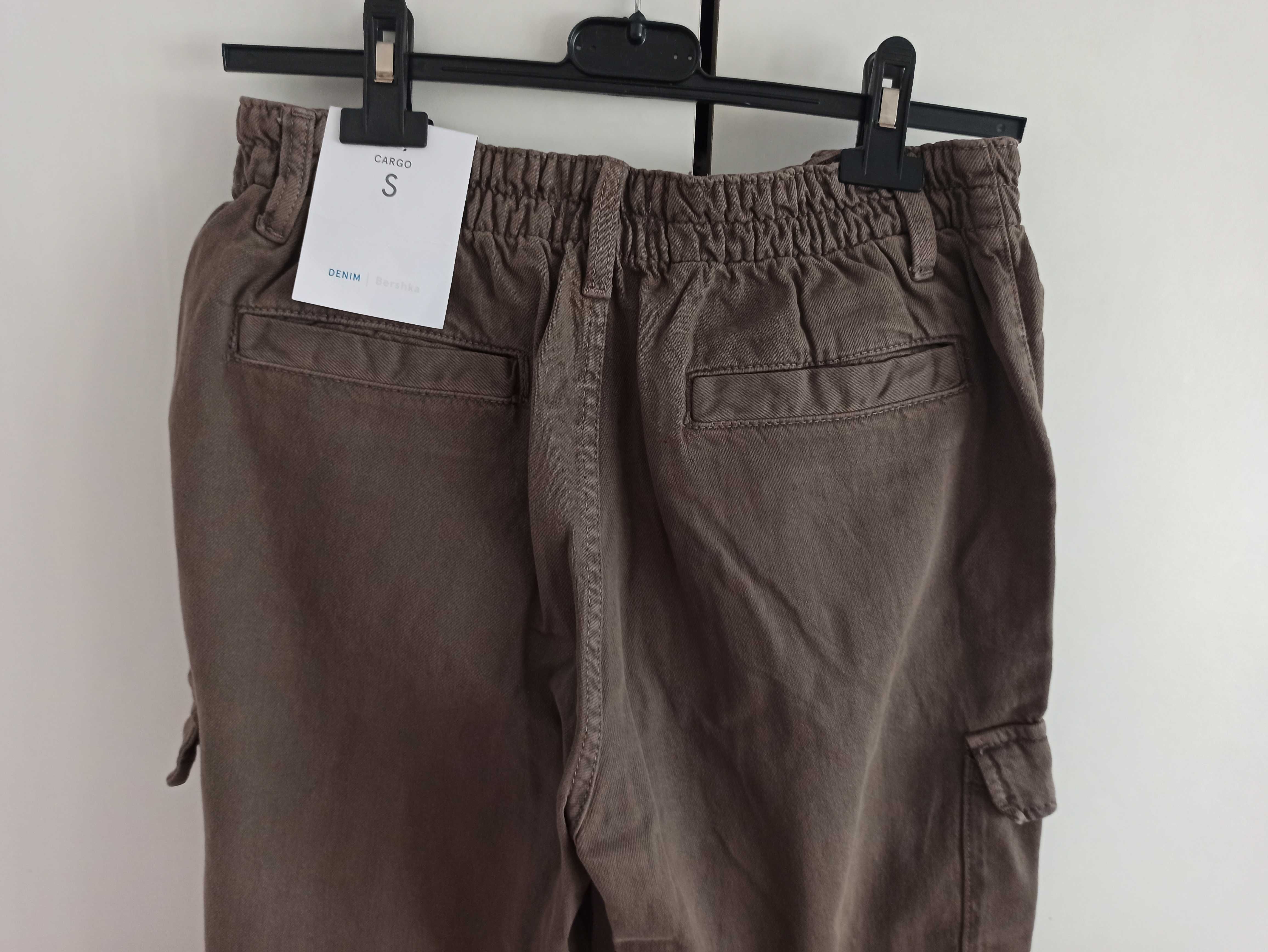 Nowe spodnie cargo Bershka r. S