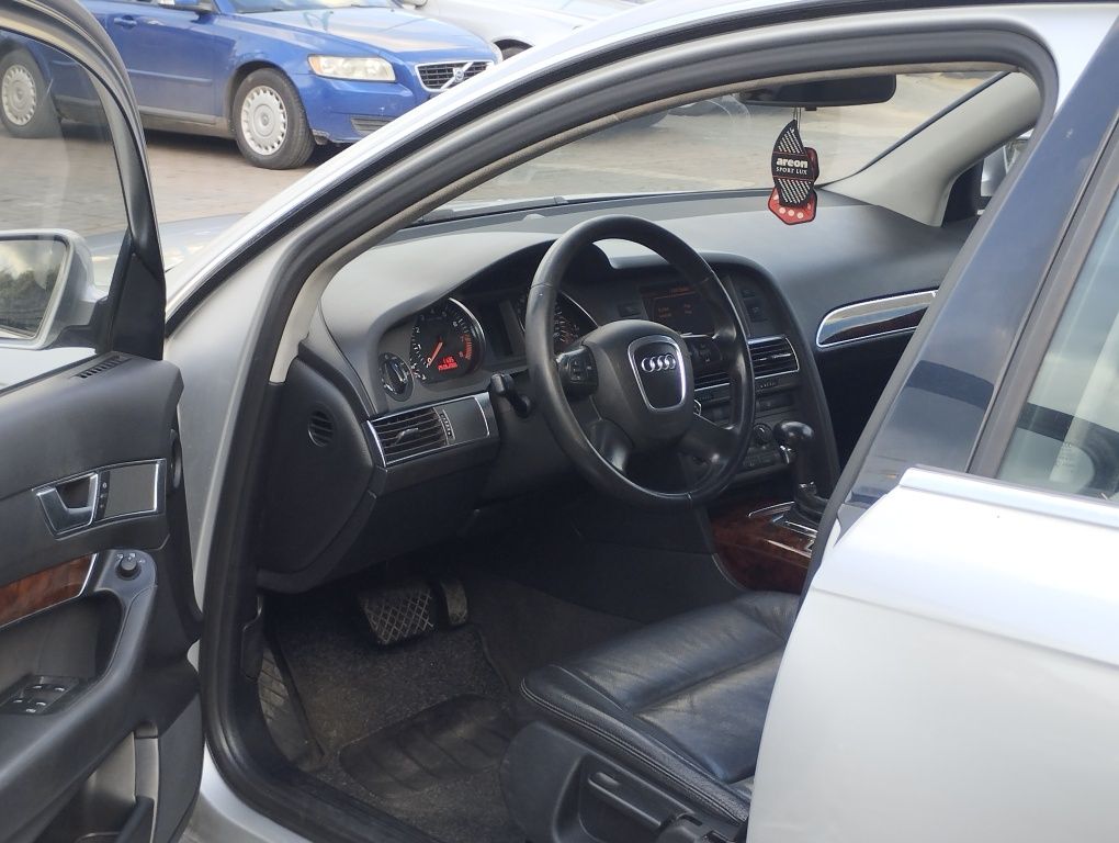Audi A6C6 2.4 2004