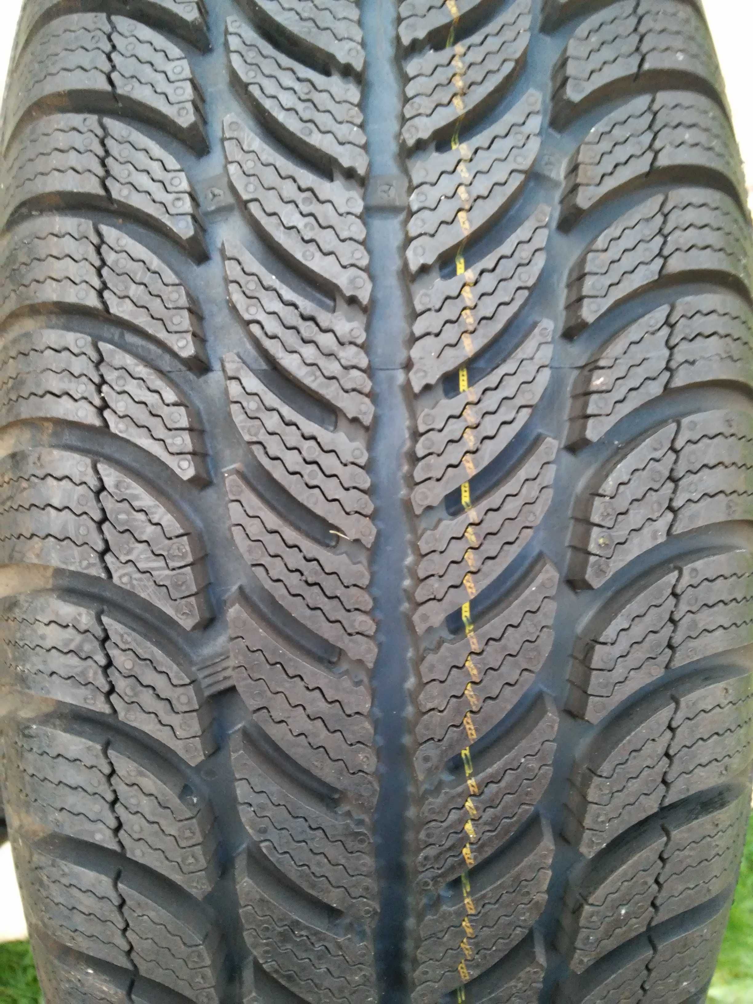 Nowe opony zimowe 185/65R14 Dębica Frigo 2 na stalowych felgach Ford