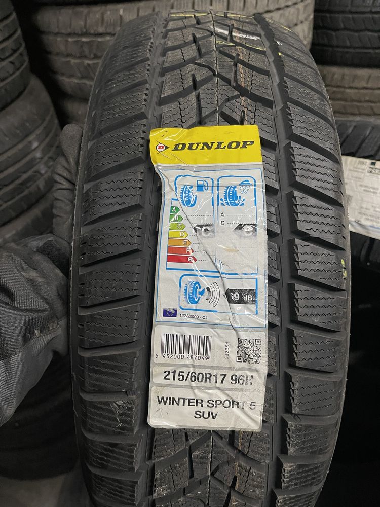 4xDunlop 215 60r17., 2018 nowe