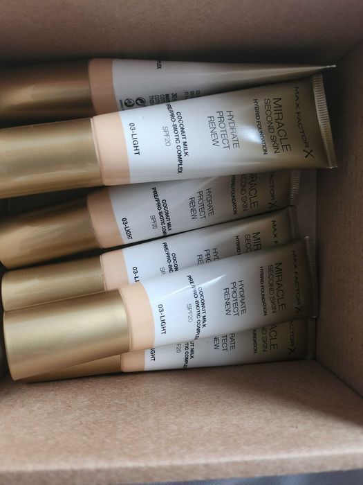 Podkład Max Factor 03 light 7szt