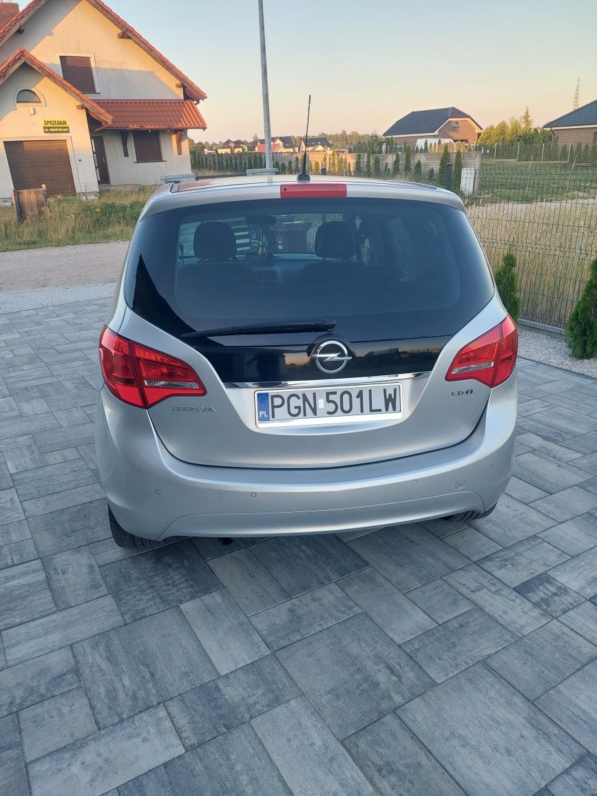 Sprzedam pięknego Opla Merive 94000tys km od Dziadka