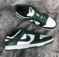 The Nike Dunk Low ‘Varsity Green’40.5